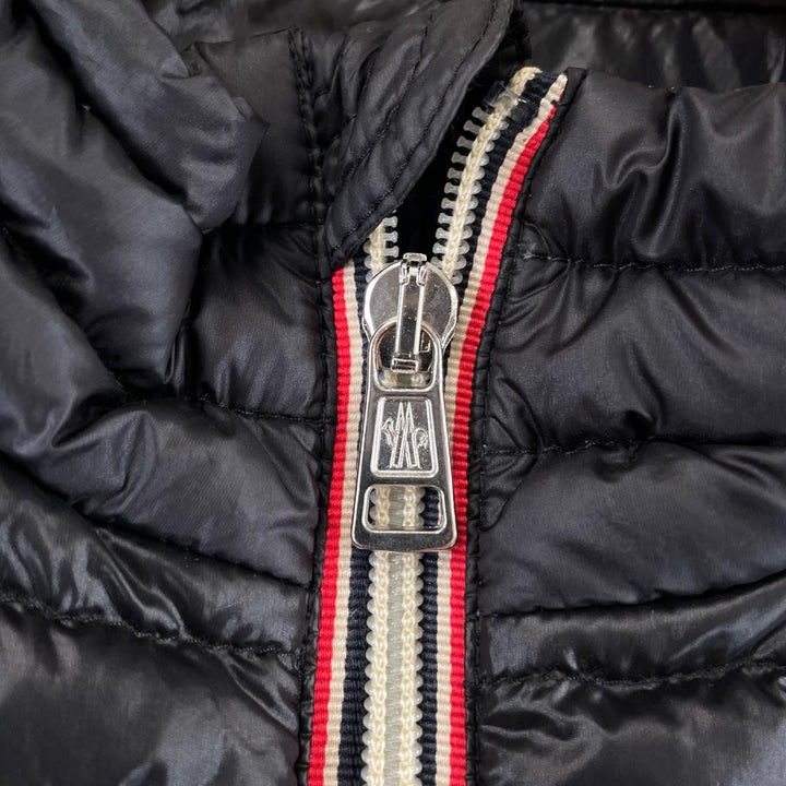 美品▲MONCLER モンクレール DANIEL ダニエル ロゴワッペン トルコロール ライト ダウンジャケット ブラック 0 正規品 メンズ