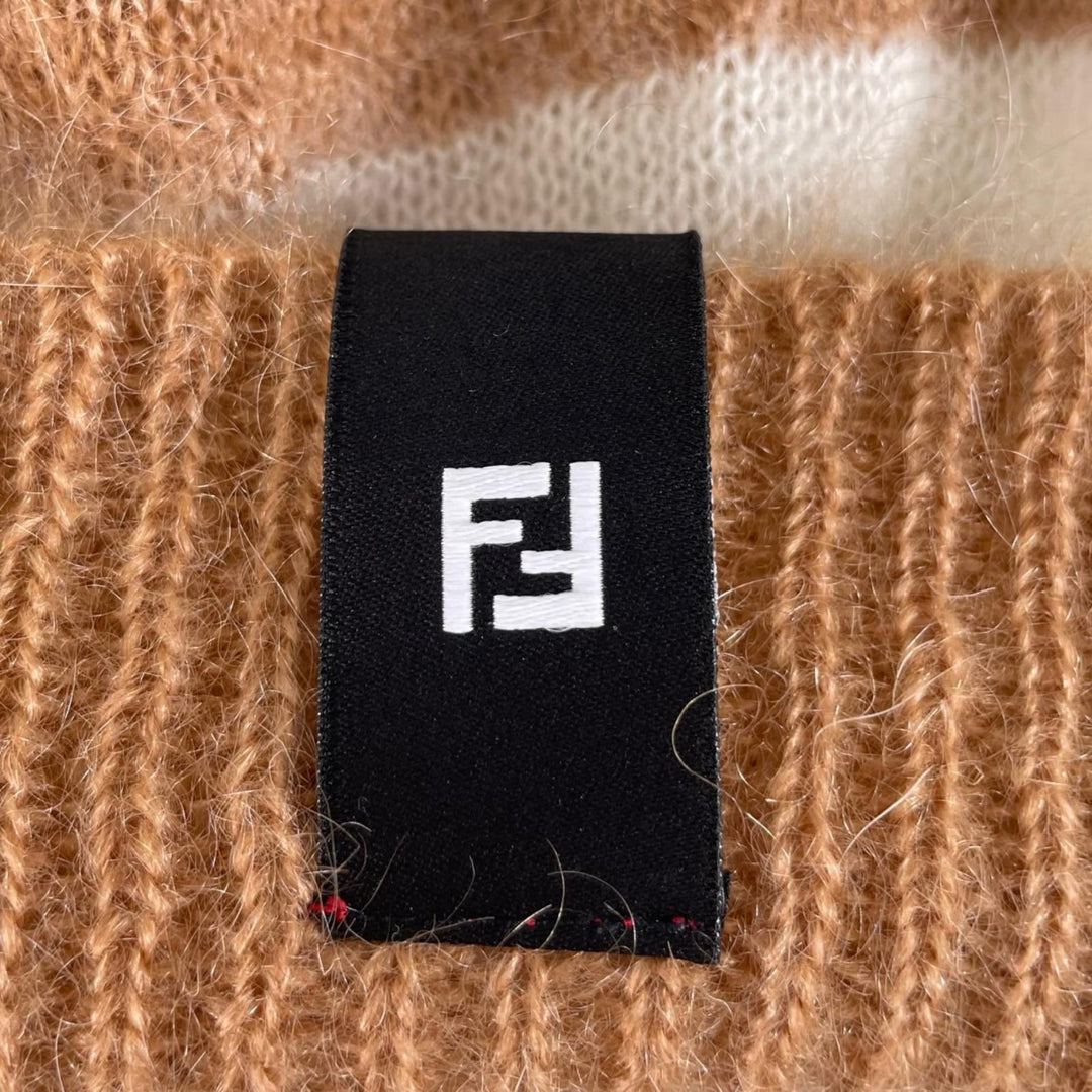 極美品▲FENDI フェンディ FXQ107 モヘア シルク ロゴパッチ ボーダー ニットキャップ ブラウン ホワイト イタリア製 正規品 レディース