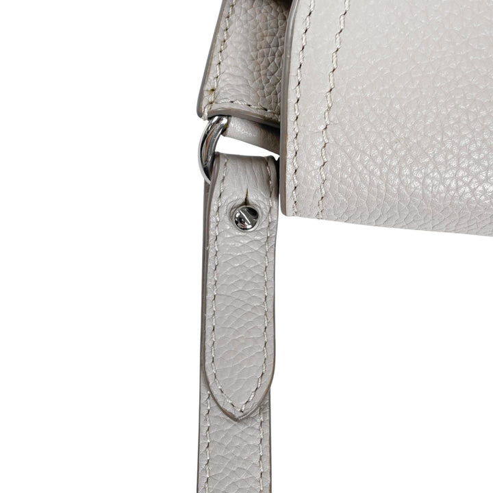 未使用品▲J&amp;M Davidson ジェイアンドエムデヴィッドソン 1813N THE BELT POUCH ショルダーバッグ ライトグレー スペイン製 定価130900円