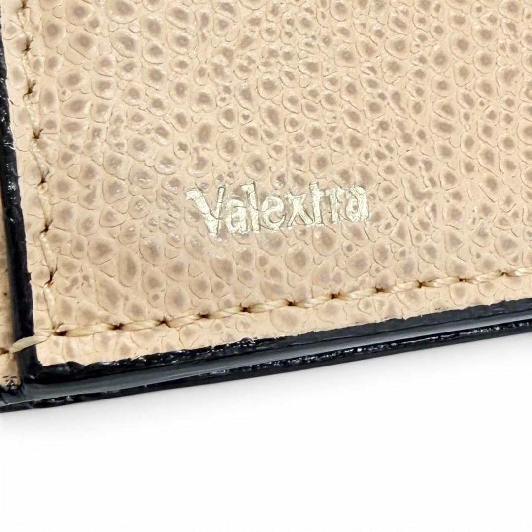 美品△Valextra ヴァレクストラ V9L32 ダブル シティウォレット レザー 二つ折り財布 ベージュ イタリア製 レディース