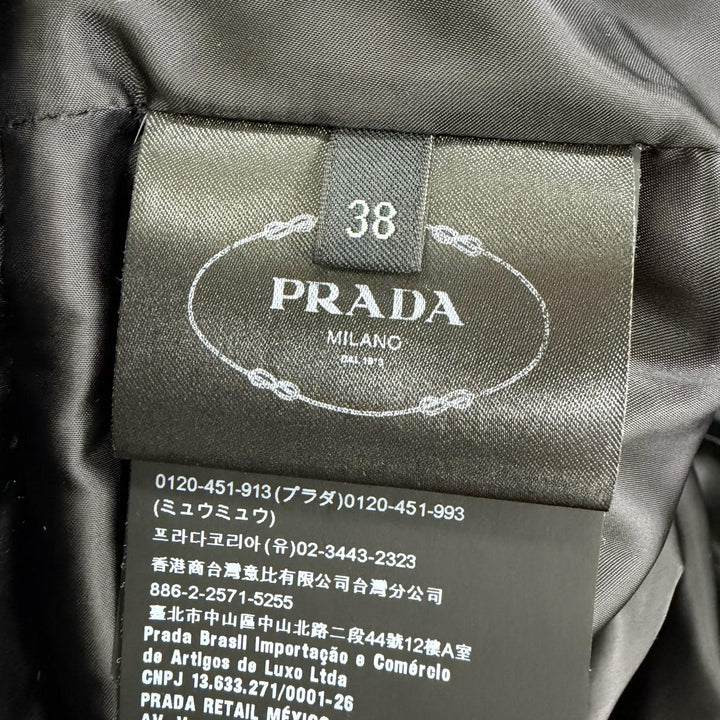 美品☆PRADA プラダ 20AW 29P277 ロゴバックルベルト ラムファー使い ZIP UP ダウンコート ブラック 38 イタリア製 正規品 レディース