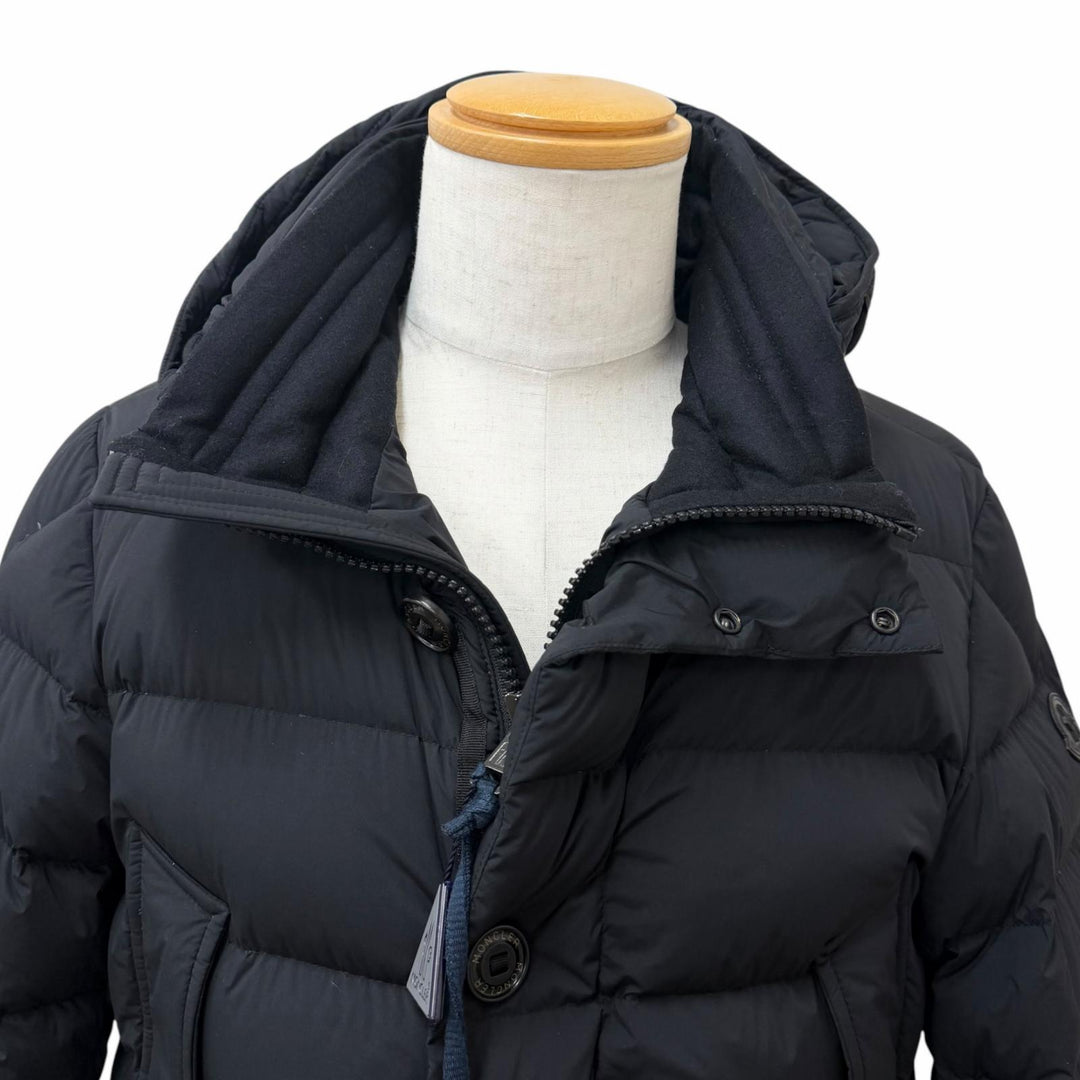 未使用品□MONCLER モンクレール REIMS GIUBBOTTO レザーロゴワッペン フーデッド ダウンジャケット ブラック 1 正規品 ハンガー付き