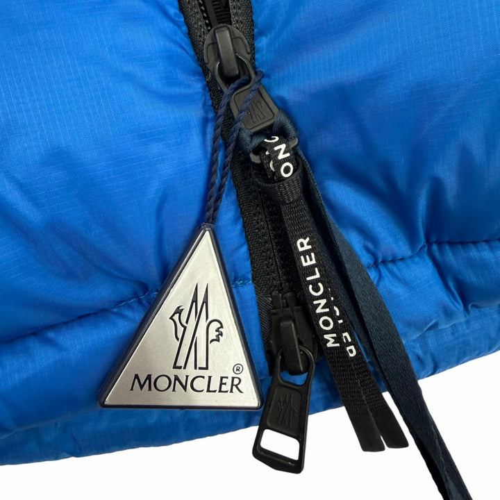 未使用品▼MONCLER モンクレール 2022年製 PEUPLIER フード入り ロゴワッペン付き WZIPUP ダウンジャケット ブルー 2 国内正規品 メンズ
