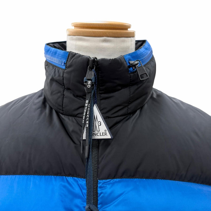 未使用品▼MONCLER モンクレール 2022年製 PEUPLIER フード入り ロゴワッペン付き WZIPUP ダウンジャケット ブルー 2 国内正規品 メンズ