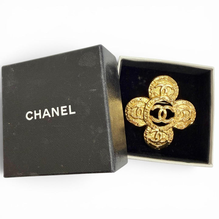 極美品△CHANEL シャネル ヴィンテージ 28 ココマーク フラワーモチーフ ブローチ ゴールド フランス製 レディース オススメ◎