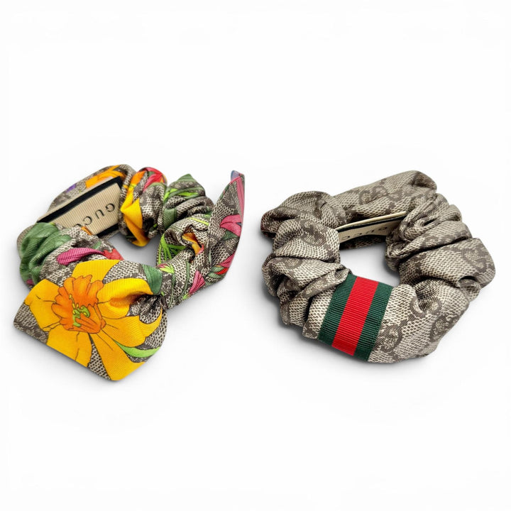 未使用品△GUCCI グッチ 765564 3G001 シルク100％ GG シェリーライン フラワー リボン シュシュ ヘアアクセサリー 2個セット ベージュ