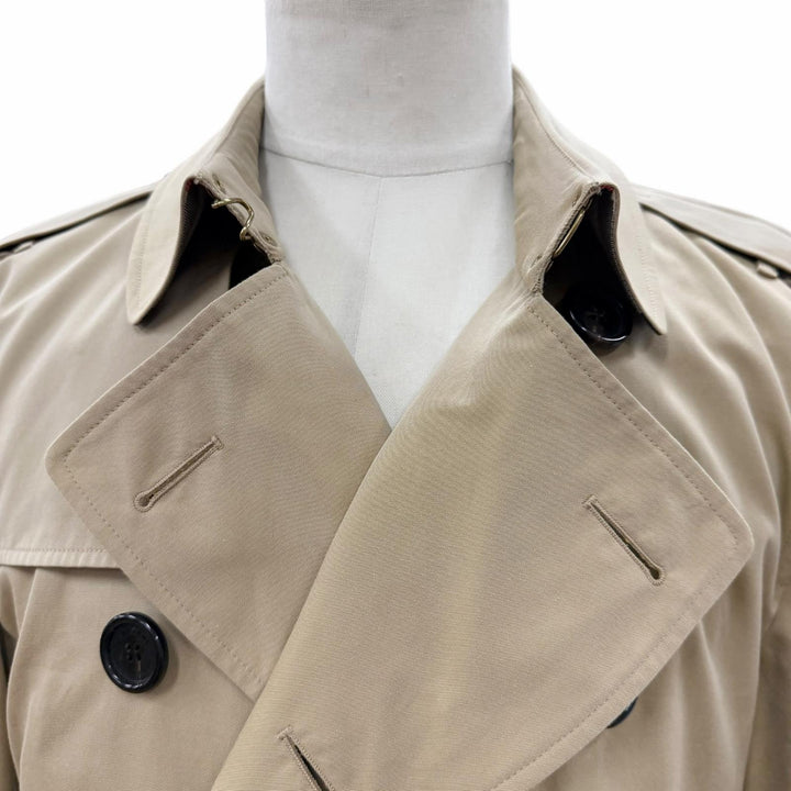 美品▼BURBERRY バーバリー THE KENSINGTON 裏地ノバチェック柄 ロゴ入りボタン レザー使い トレンチコート ベージュ 48 UK製 メンズ