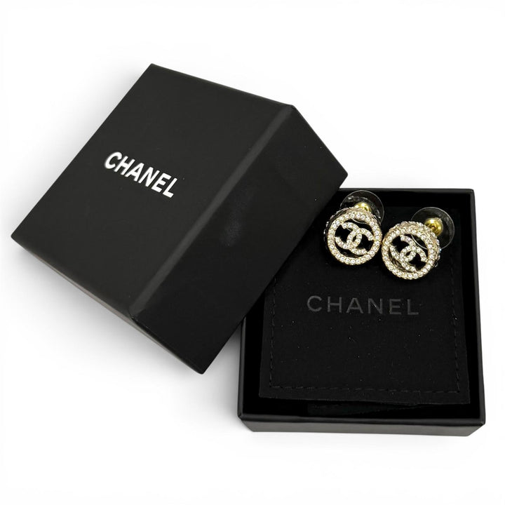 美品★CHANEL シャネル B22S AB8304 ラインストーン ココマーク キルティング ピアス ゴールド イタリア製 レディース 箱・保存袋付き
