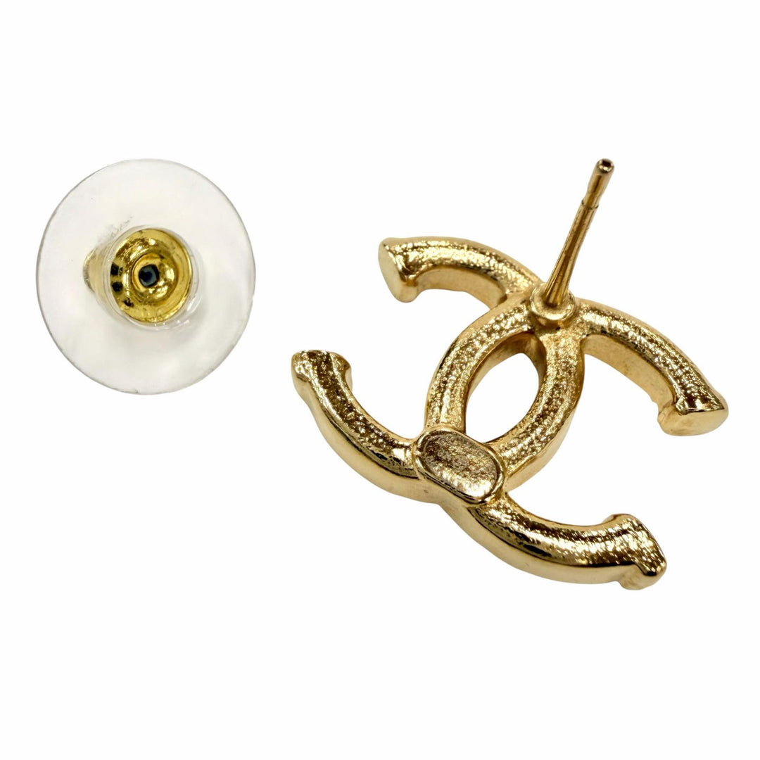 美品◇CHANEL シャネル B24V ABB375 ココマーク ツイード彫り ピアス アクセサリー 両耳用 ゴールド イタリア製 レディース 箱付き