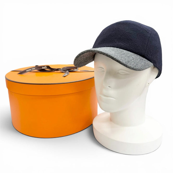 美品△HERMES エルメス セリエボタン Hロゴ刺繍 フェルト生地 ベースボールキャップ 帽子 ネイビー グレー 58 メンズ 箱付き オススメ◎