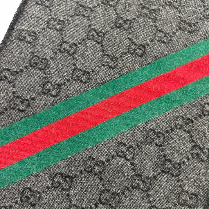 美品□GUCCI グッチ 570603 ウール GGロゴ総柄 ウェブストライプ フリンジマフラー ショール グレー 37×190cm イタリア製 正規品 メンズ