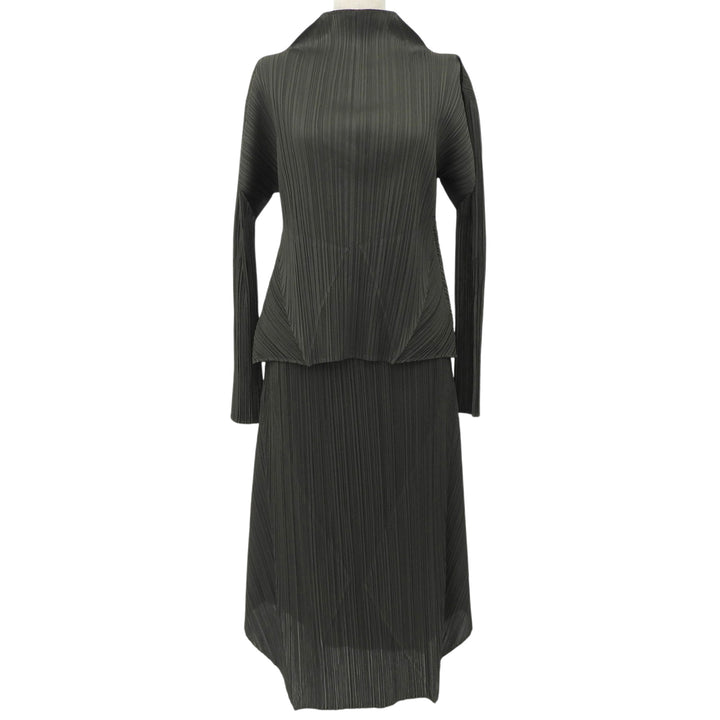 極美品▲PLEATS PLEASE プリーツプリーズ イッセイミヤケ PP51-JK142 PP51-JG146 セットアップ オリーブ 3 日本製 正規品 レディース