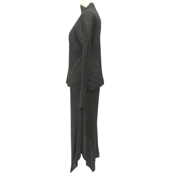 極美品▲PLEATS PLEASE プリーツプリーズ イッセイミヤケ PP51-JK142 PP51-JG146 セットアップ オリーブ 3 日本製 正規品 レディース