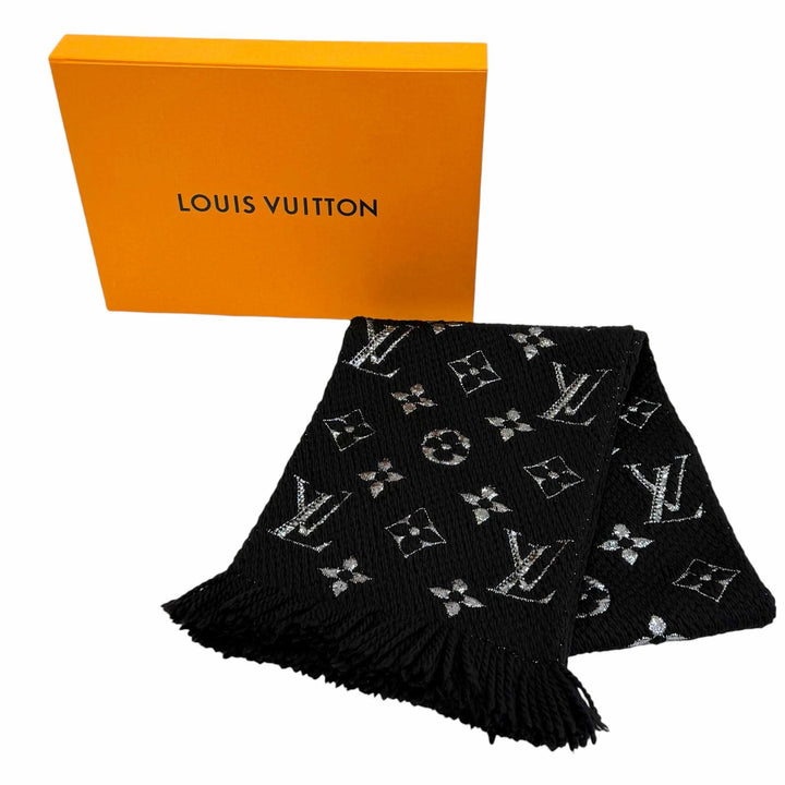 美品★LOUIS VUITTON ルイヴィトン M75833 エシャルプ ロゴマニア シャイン ウール シルク混 マフラー ブラック シルバー 正規品 箱付き