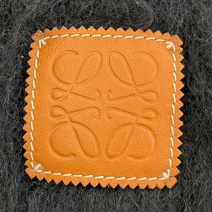 美品☆LOEWE ロエベ モヘア ウール アナグラムレザーパッチ フリンジ マフラー ブラック スペイン製 正規品 レディース
