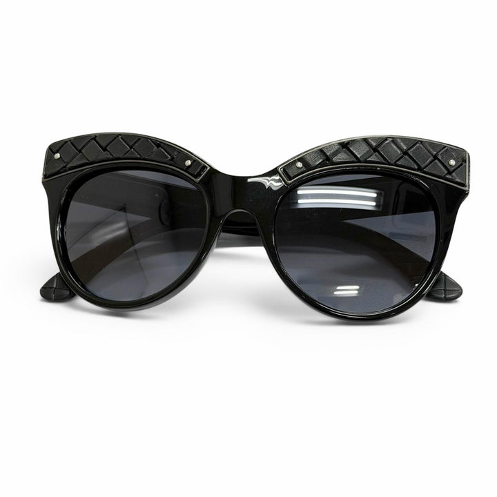 美品△BOTTEGAVENETA ボッテガヴェネタ FELIS フェリス 500本限定生産品 369/500 イントレチャートモチーフ キャッツアイ サングラス 黒