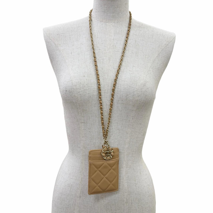美品☆CHANEL シャネル AP0711 ラムスキン ココマーク マトラッセ チェーンショルダー付 カードケース ベージュ ゴールド金具 イタリア製
