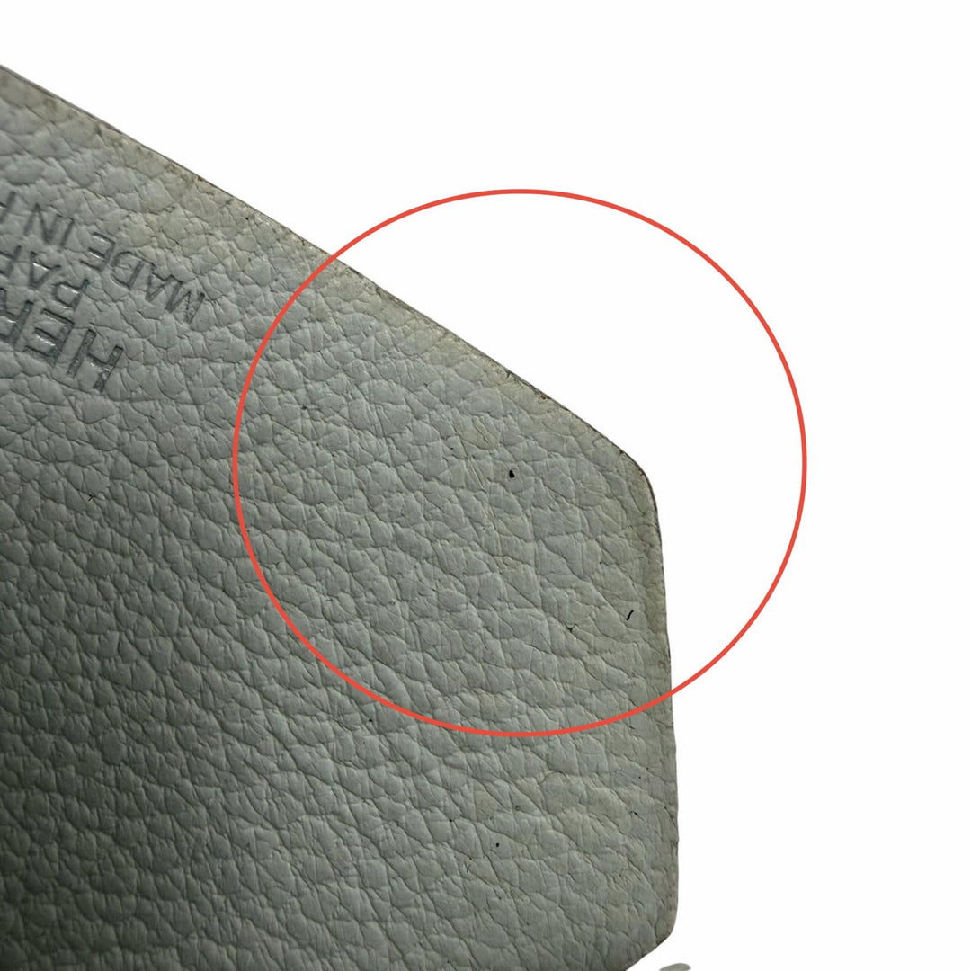 美品☆HERMES エルメス ヴィンテージ クロシェット チャーム レザー シルバー金具 ネックレス ライトブルー □F刻印 フランス製 箱付き