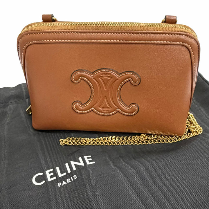 美品△CELINE セリーヌ 10E383DR8 スムースカーフスキン キュイルトリオンフ チェーンクラッチ ショルダーバッグ タン ブラウン 伊製