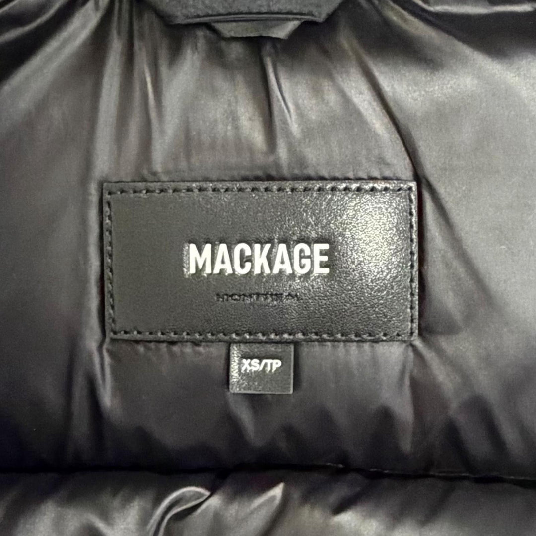 美品△MACKAGE マッカージュ 24AW 11122246-2A FREYA ロゴワッペン フーデッド ダウンジャケット ブラック XS 正規品 ガーメント付き