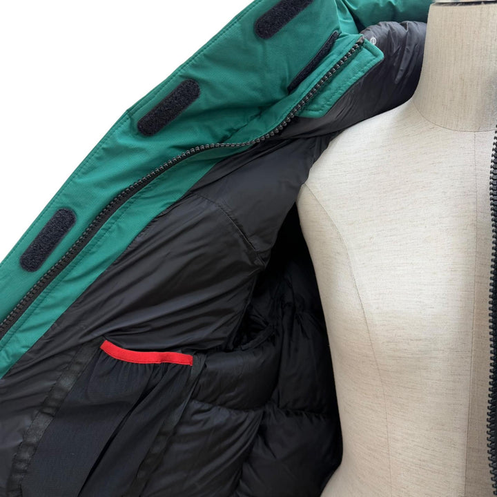 未使用品★THE NORTH FACE ザ・ノースフェイス NDW92450 Short Baltro Light Jacket GORE-TEX ポケッタブル ダウンジャケット L 正規品