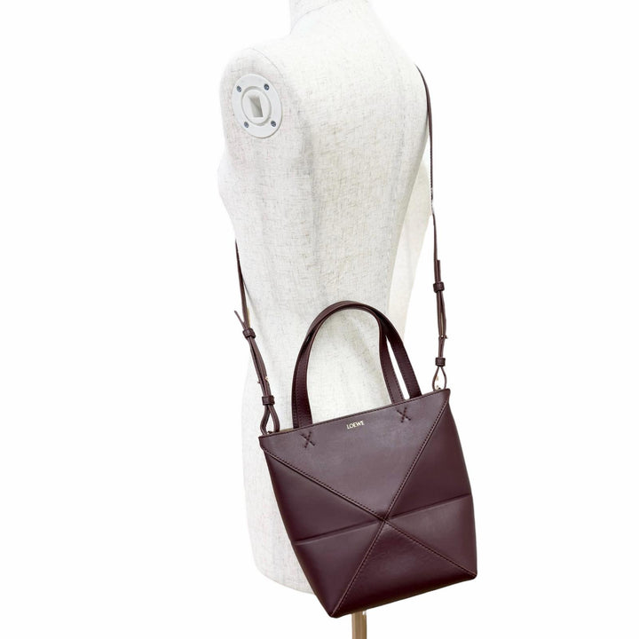 美品△LOEWE ロエベ A657V25X01 パズルフォルド トートミニ シャイニーカーフスキン 2WAY ハンドルバッグ ショルダーバッグ バーガンディ
