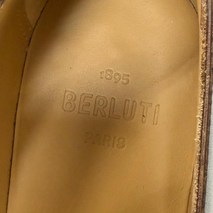 美品□BERLUTI ベルルッティ カーシヴ ガレ レザー カリグラフィ スクリット ローファー フラットシューズ ブラウン 8 イタリア製 メンズ
