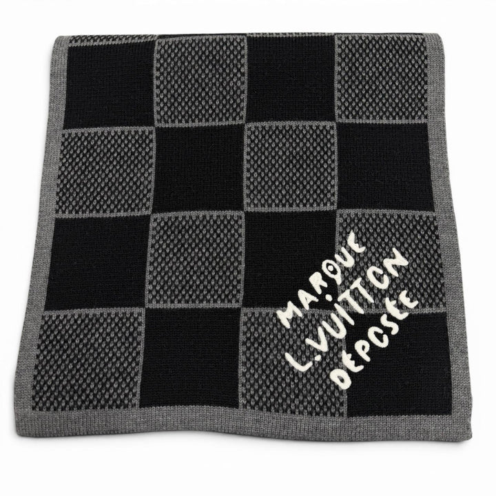 極美品▼LOUIS VUITTON ルイヴィトン 2024年製 M92664 マフラー ダミエ ヘリテージ ウール100% ノワール マフラー 正規品 メンズ 箱付き