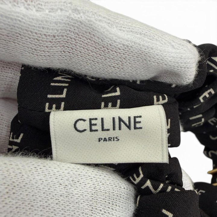 美品☆CELINE セリーヌ 46Y352SIB レイユール シュシュ シルク100％ トリオンフ ロゴ ブラック ゴールド金具 フランス製 レディース 箱付