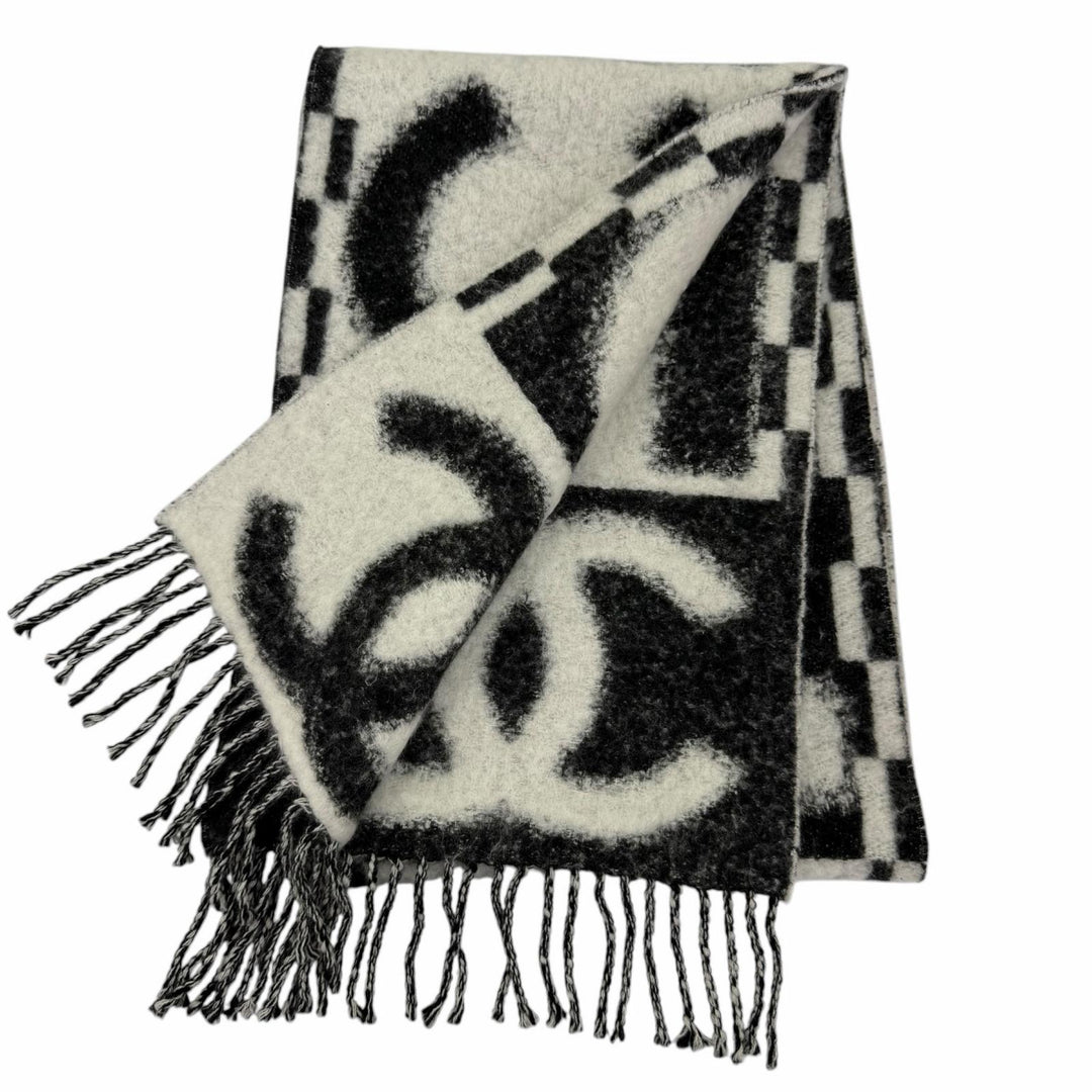 美品☆CHANEL シャネル AAA478 カシミヤ シルク混 ココマーク・ロゴデザイン フリンジ マフラー ブラック ホワイト イタリア製 箱付き