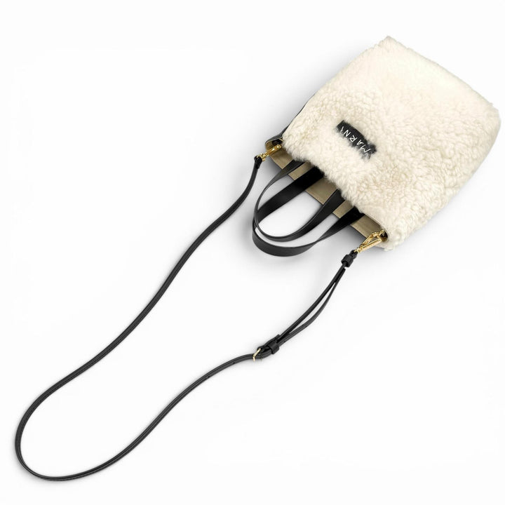 極美品★MARNI マルニ SHMP0040DL5 MUSEO SOFT MINI ラムファー シアリング 2WAY レザー ショルダーバッグ オフホワイト ブラック 袋付