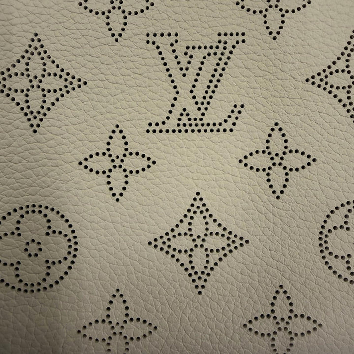 未使用品☆LOUIS VUITTON ルイヴィトン M69821 ジッピー・ウォレット マヒナレザー ガレ モノグラム ラウンドZIPロングウォレット 長財布