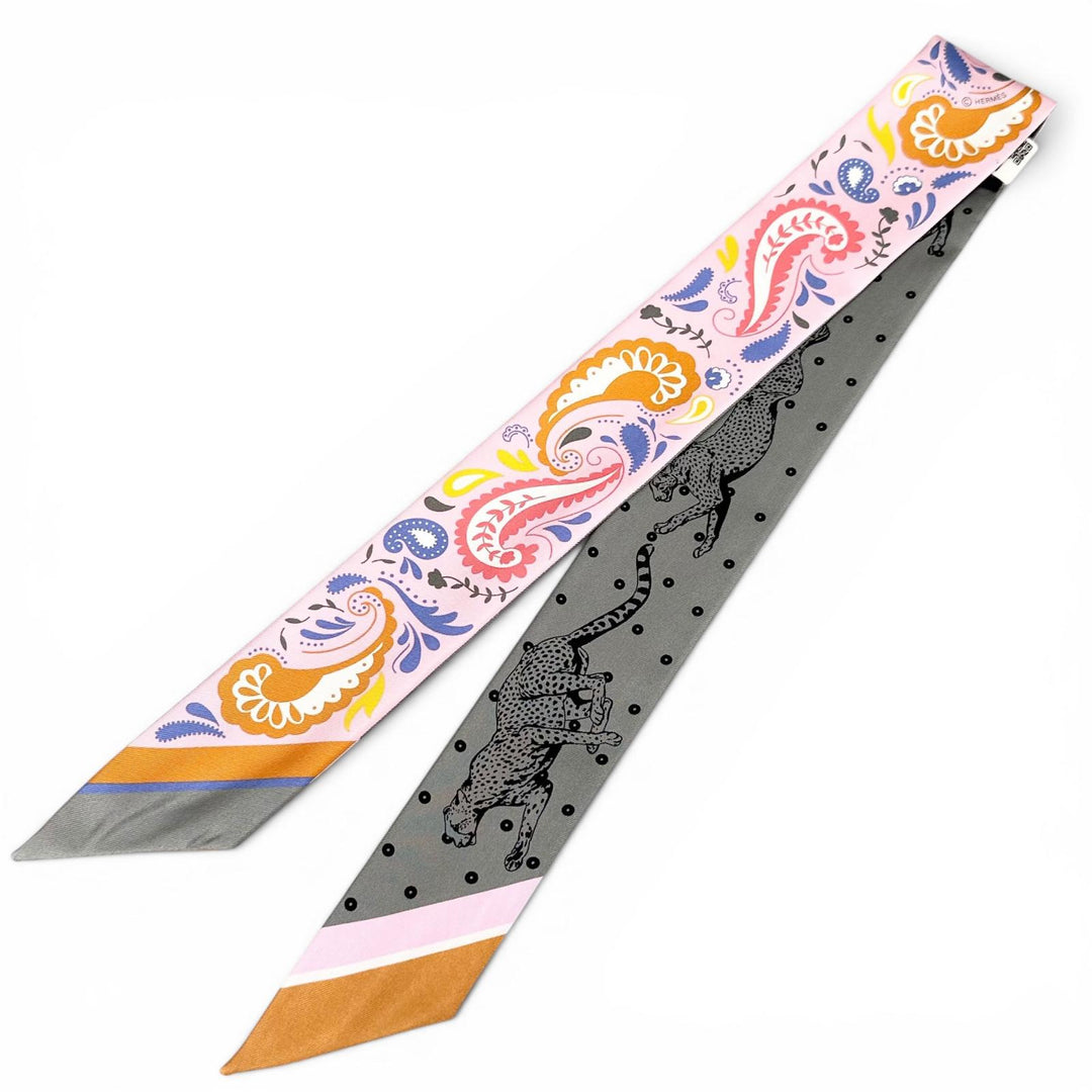 未使用品▲HERMES エルメス 064179S ツイリー GUEPARDS BANDANA チーター バンダナ シルク100％ スカーフ マルチ フランス製 レディース