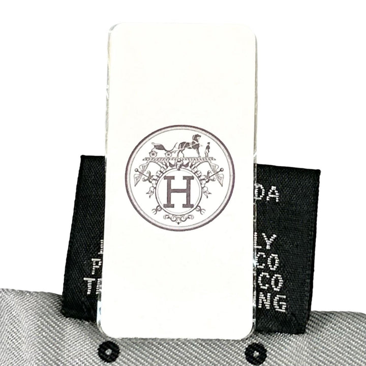 未使用品▲HERMES エルメス 064179S ツイリー GUEPARDS BANDANA チーター バンダナ シルク100％ スカーフ マルチ フランス製 レディース