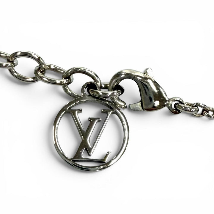 極美品★LOUIS VUITTON ルイヴィトン M63197 ネックレス エセンシャル V サークルロゴ Vモチーフ チェーン 定価72600円 箱・袋付