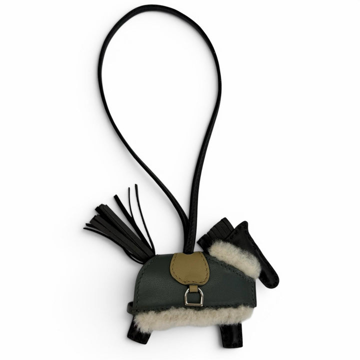 未使用品☆HERMES エルメス ロデオチャーム PM ロベオ ブラッシュドレザー ブラック/ヴェールマングローブ/ベージュマルファ G刻印