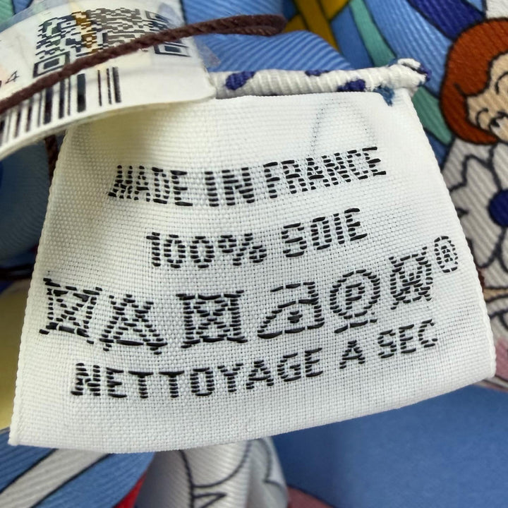 未使用品☆HERMES エルメス カレ70 Carres Volants 空飛ぶカレ シルク100％ ブルー/ミオソティス/ホワイト スカーフ フランス製 箱付き