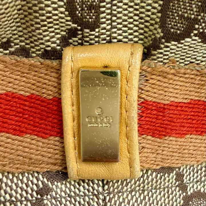 良品★GUCCI グッチ レザー使い ロゴ金具付 GGキャンバス シェリーライン バケットハット 帽子 ベージュ L イタリア製 レディース