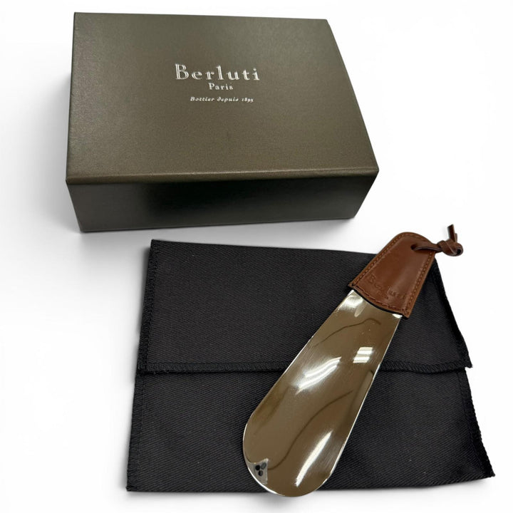 美品▼Berluti ベルルッティ ロゴ刻印 レザー使い シューホーン 靴べら シルバー ブラウン メンズ 箱・保存袋付き