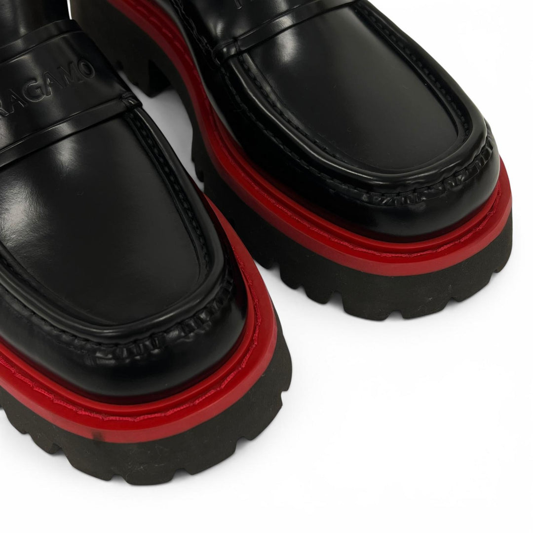 美品▲FERRAGAMO フェラガモ ロゴ型押し バイカラー チャンキーソール レザー ローファー ブラック レッド 5.5 イタリア製 メンズ