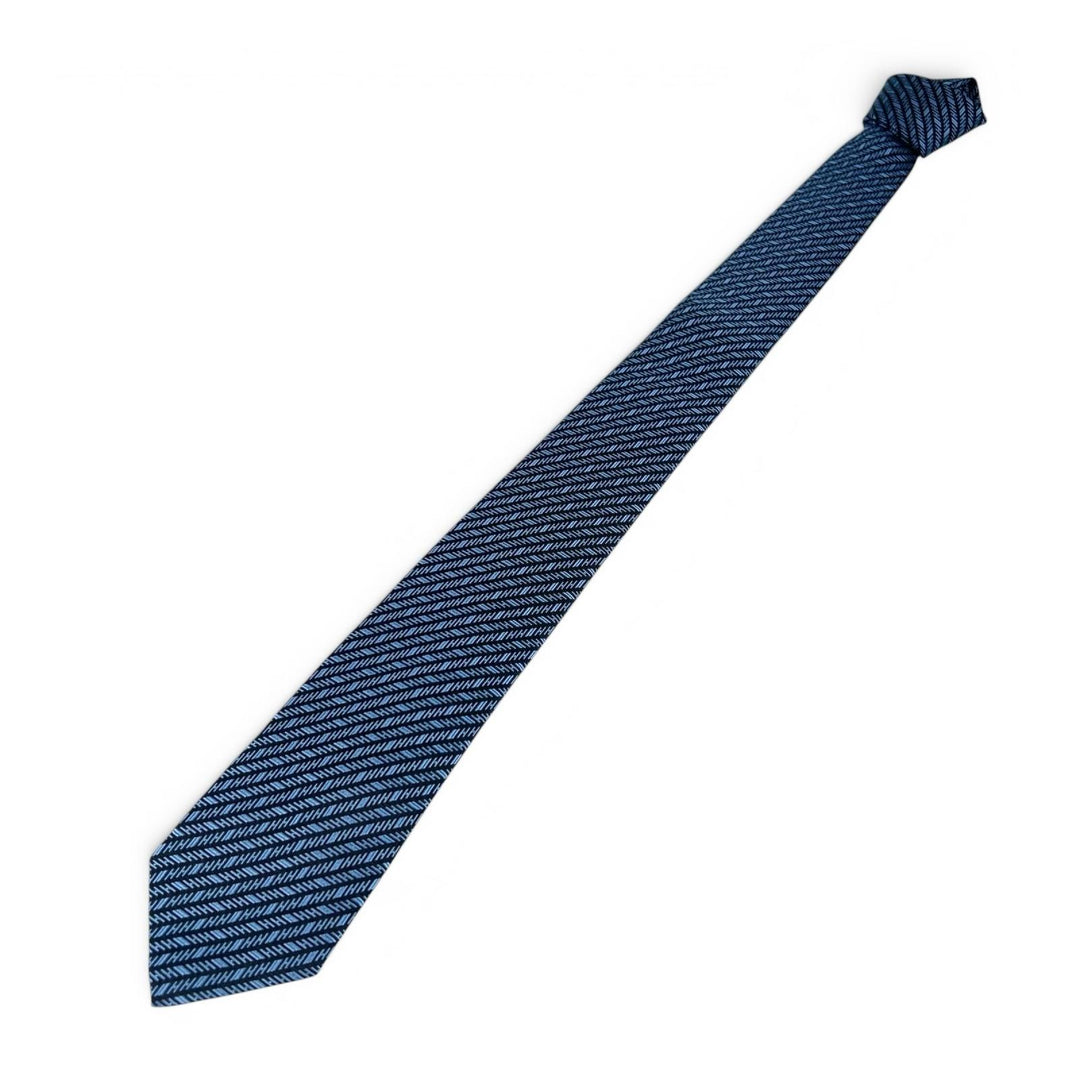 未使用品▲HERMES エルメス 2024年製 338757T Hシェヴロン シルク100％ MARINE/CIEL ネクタイ フランス製 メンズ 箱付き