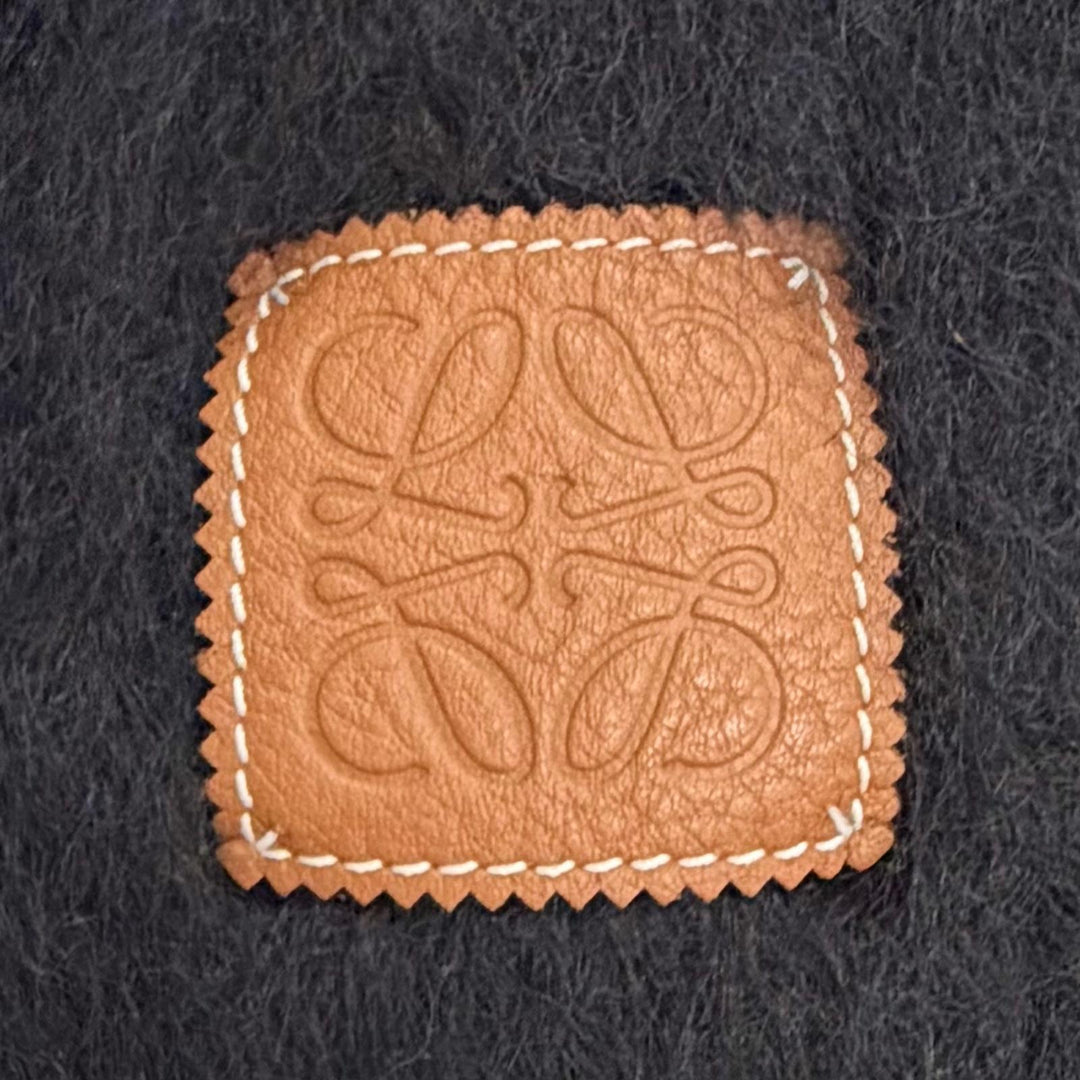 良品△LOEWE ロエベ モヘア ウール アナグラムレザーワッペン フリンジ ロング マフラー ブラック スペイン製 正規品 レディース