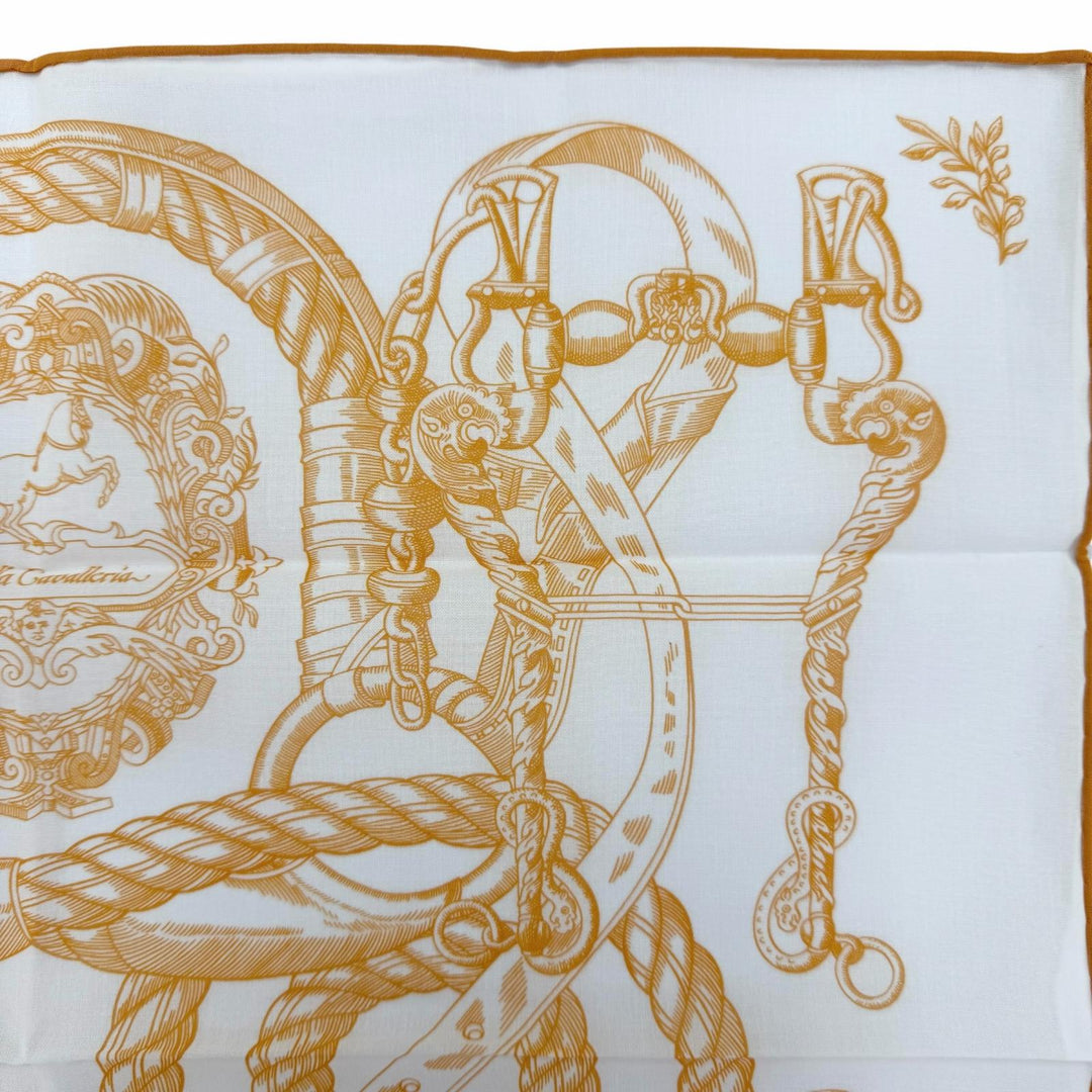 極美品☆HERMES エルメス カレ45 Della Cavalleria デッラ カヴァッレリア コットン100％ スカーフ ハンカチ オレンジ ホワイト 箱付き