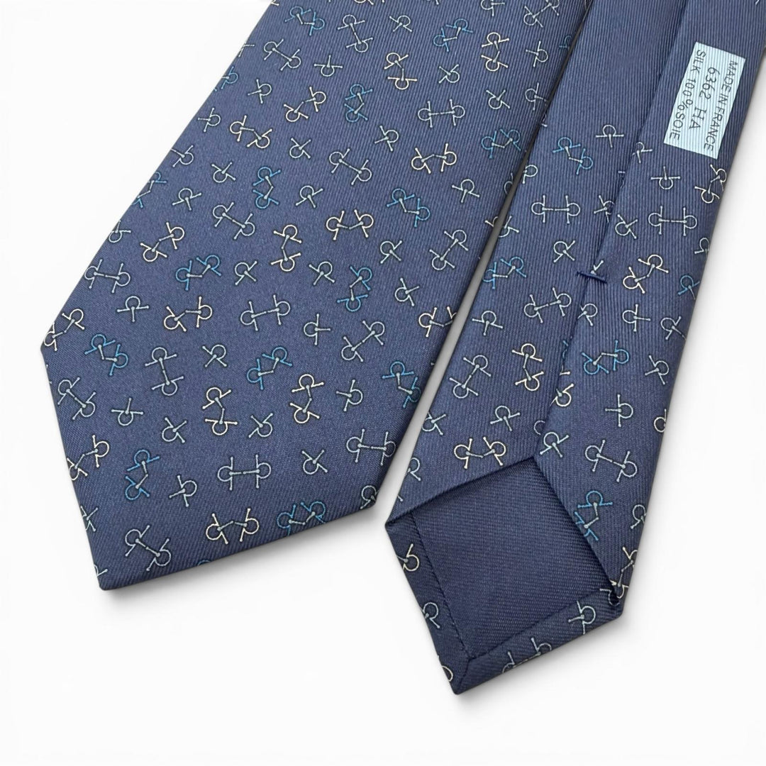 極美品□HERMES エルメス 6362HA シルク100％ ビット 金具 総柄 レギュラータイ ネクタイ ブルー フランス製 メンズ ビジネスオススメ