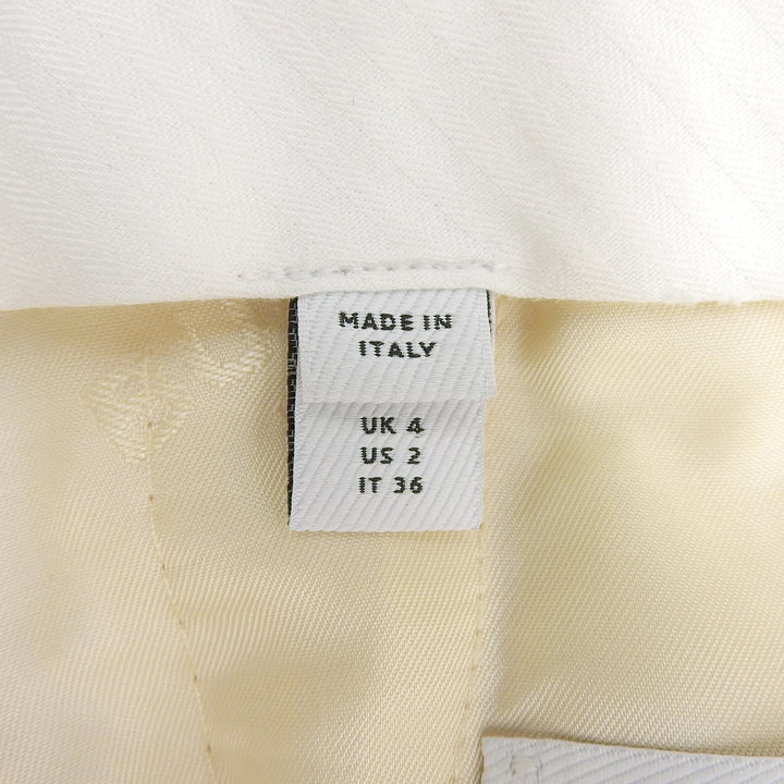 未使用品▲BURBERRY バーバリー 8054151 ウール100％ TBロゴ センタープレス ショートパンツ クリーム 34 イタリア製 正規品 レディース