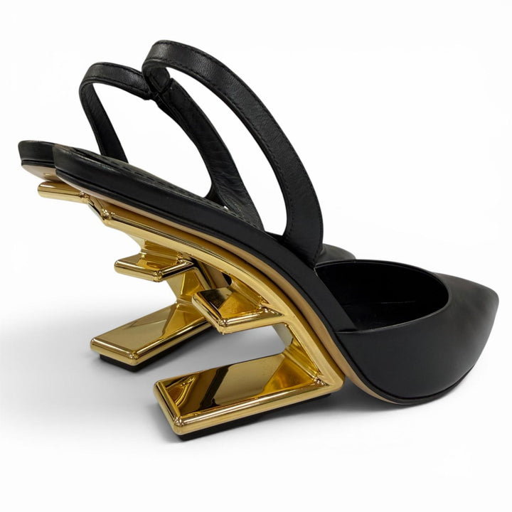 美品☆FENDI フェンディ FIRST ファースト Fデザインヒール スリングバック レザー パンプス ブラック ゴールド金具 36 イタリア製