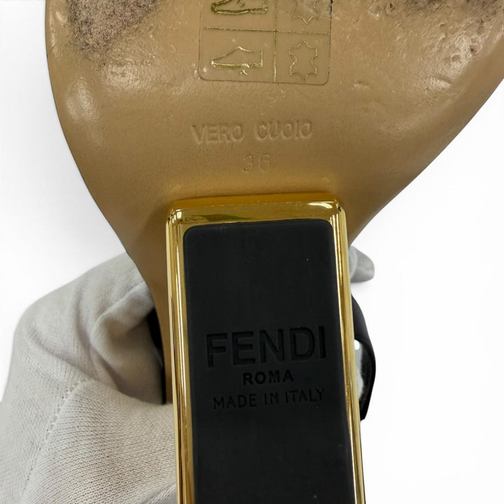 美品☆FENDI フェンディ FIRST ファースト Fデザインヒール スリングバック レザー パンプス ブラック ゴールド金具 36 イタリア製