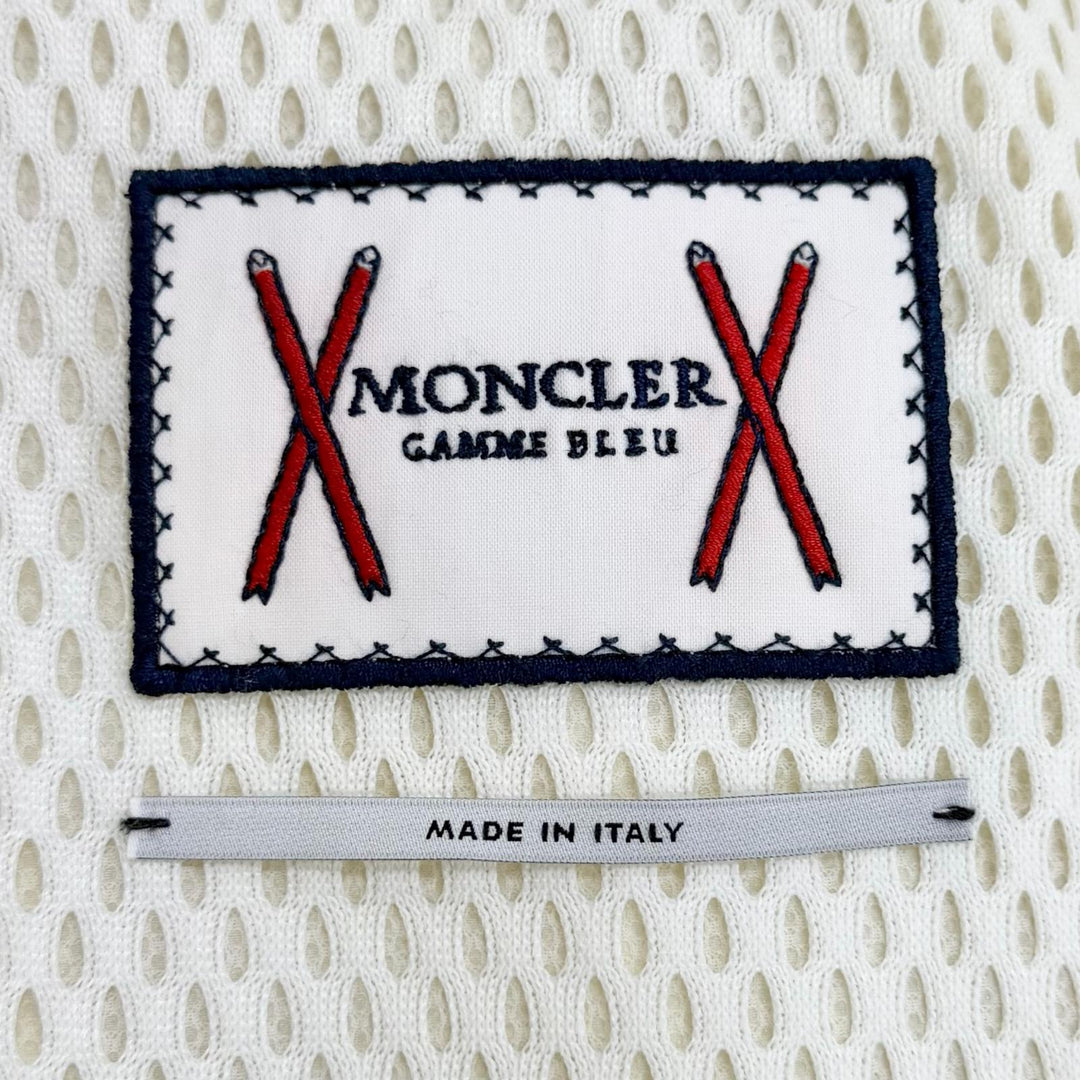 美品△MONCLER GAMME BLEU モンクレール ガムブルー GIUBBINO ロゴワッペン フード付き ジップアップ ジャケット アイボリー 0 正規品