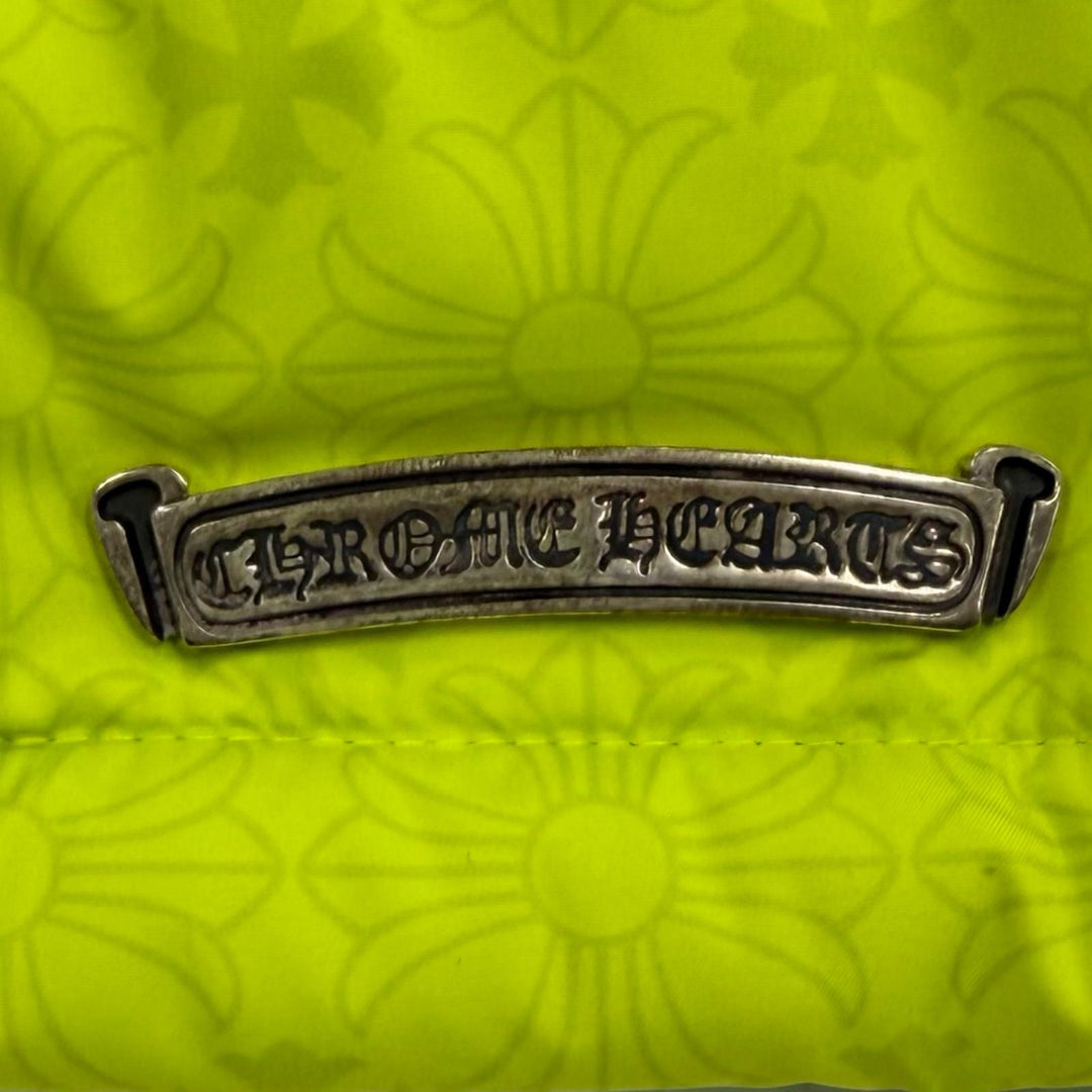 極美品★CHROME HEARTS クロムハーツ STIFF プーパークロップパディング CHプラス ダウンジャケット 総柄 ネオンイエロー XS イタリア製