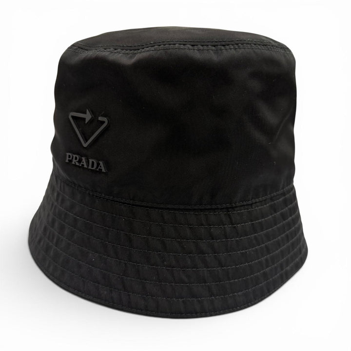 極美品▼PRADA プラダ 2HC137 RE-NYLON ナイロン 三角ロゴ トライアングルロゴ 帽子 バケットハット ブラック S 正規品 メンズ